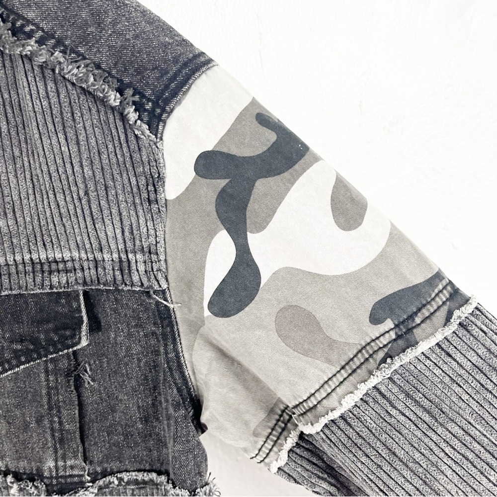 POL Black Wash Corduroy Camo Jean Mixed Prints Long Sleeves Button Jacket Medium - Picture 8 of 11